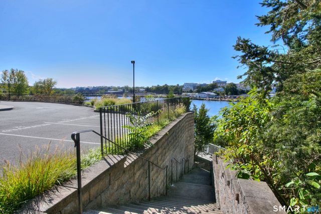 136 East Avenue APT 4C, Norwalk, CT 06851