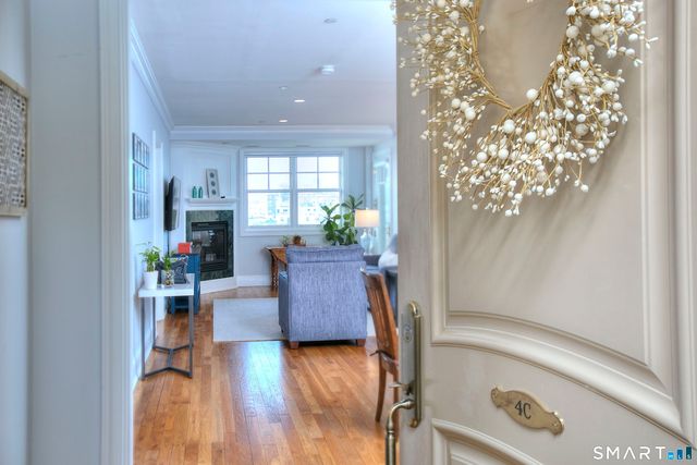 136 East Avenue APT 4C, Norwalk, CT 06851