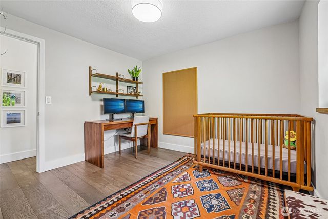 12022 210th Place SE, Issaquah, WA 98027