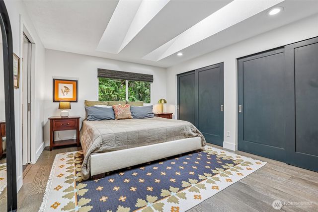 12022 210th Place SE, Issaquah, WA 98027