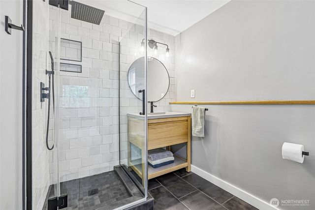 12022 210th Place SE, Issaquah, WA 98027