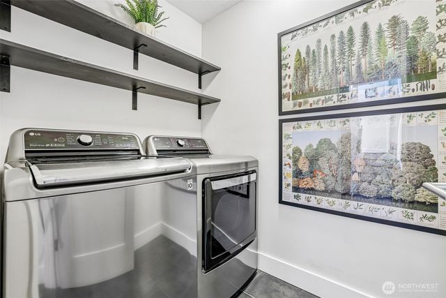 12022 210th Place SE, Issaquah, WA 98027