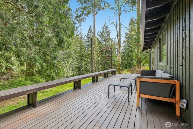 12022 210th Place SE, Issaquah, WA 98027