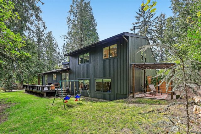 12022 210th Place SE, Issaquah, WA 98027