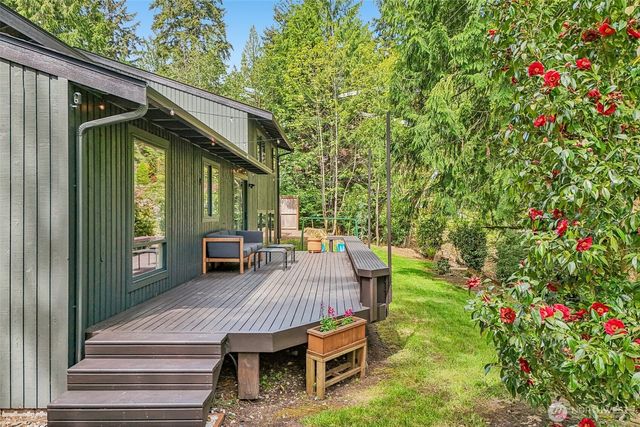 12022 210th Place SE, Issaquah, WA 98027