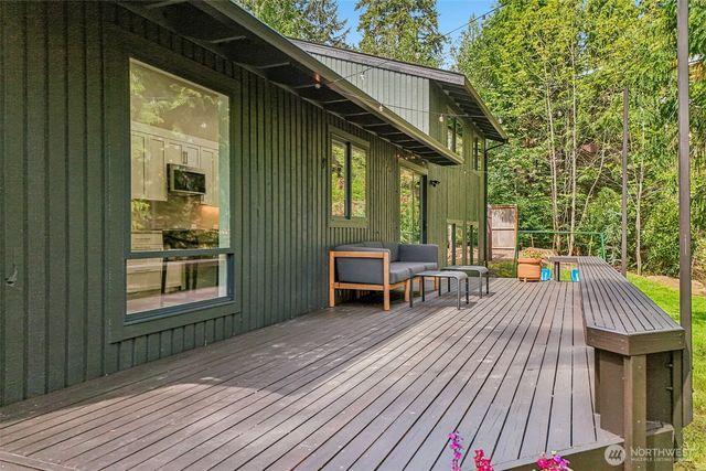 12022 210th Place SE, Issaquah, WA 98027