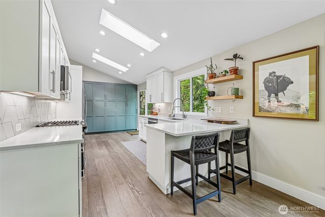 12022 210th Place SE, Issaquah, WA 98027