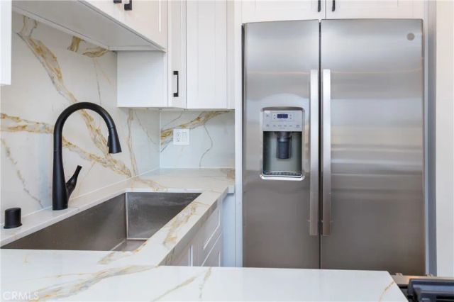 610 E Harvard Road 7, Burbank, CA 91501