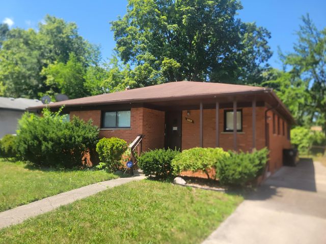 24011 Seneca Street, Oak Park City, MI 48237