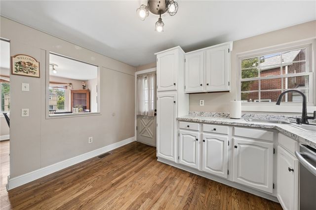 416 Veronica Dr, Penn Hills, PA 15235