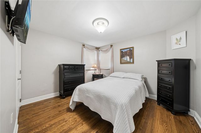 416 Veronica Dr, Penn Hills, PA 15235
