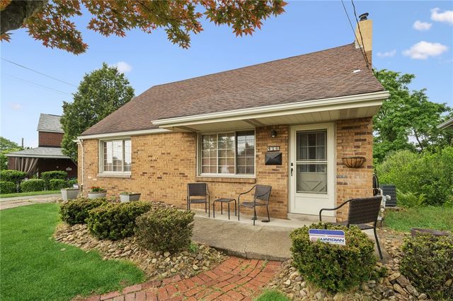 416 Veronica Dr, Penn Hills, PA 15235