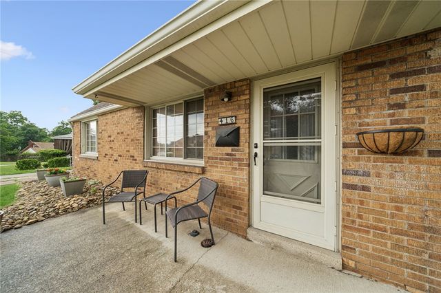 416 Veronica Dr, Penn Hills, PA 15235