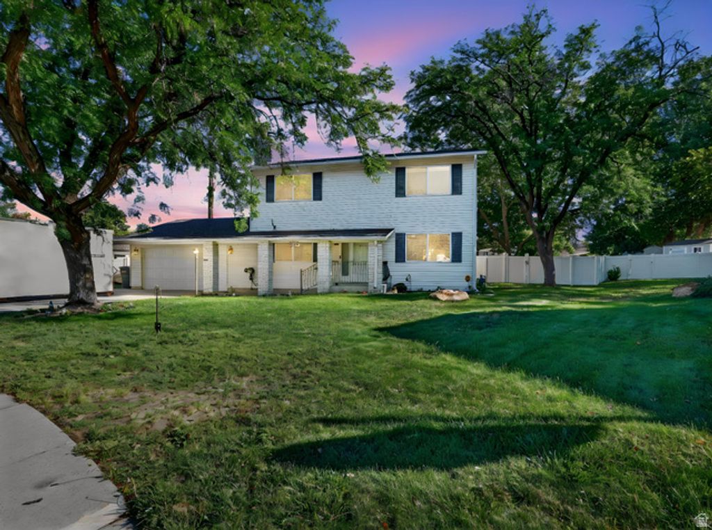 8209 S VALENCIA PL, Sandy, UT 84093 — exterior