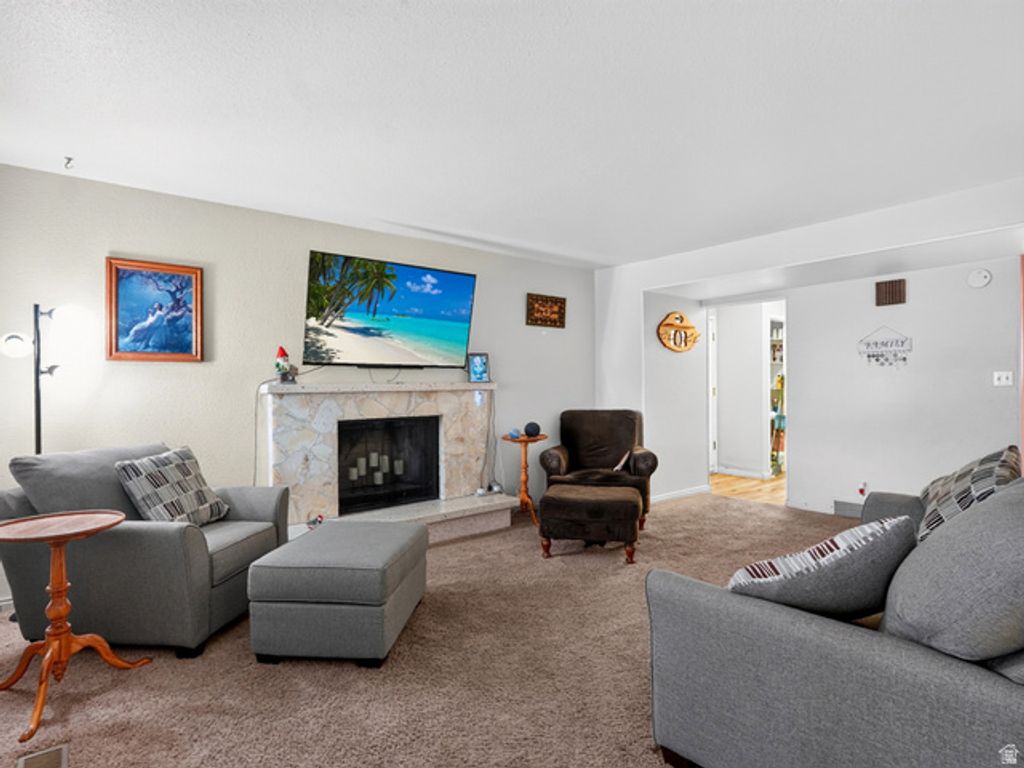 8209 S VALENCIA PL, Sandy, UT 84093 — photo 4