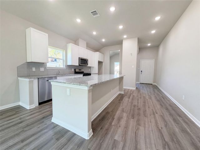 222 Spruce Lake Road, Houston, TX 77336