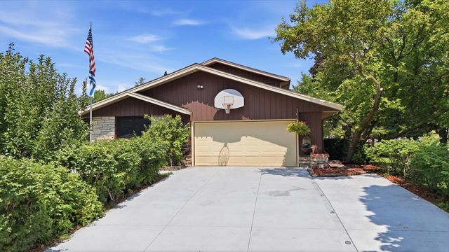5050 Spruce COURT, Greendale, WI 53129