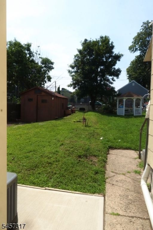 322 Hawthorne St, City Of Orange Twp., NJ 07050 — photo 3