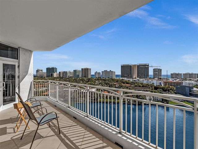 9751 E Bay Harbor Dr 12D, Bay Harbor Islands, FL 33154