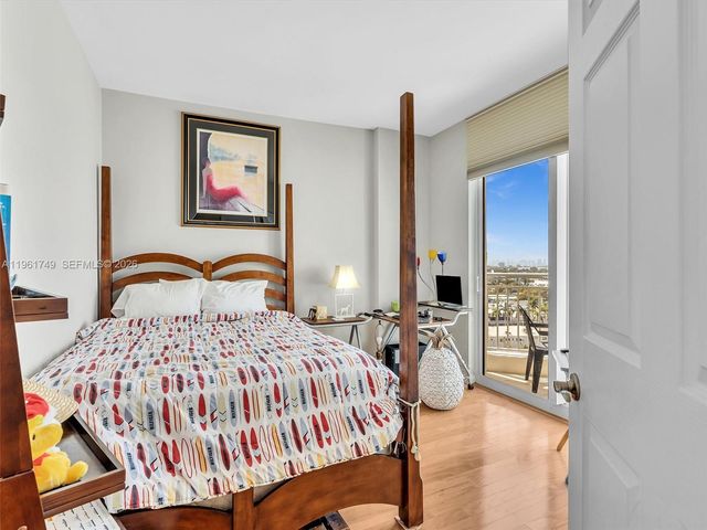 9751 E Bay Harbor Dr 12D, Bay Harbor Islands, FL 33154