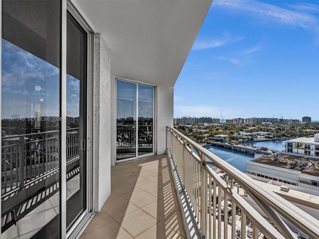 9751 E Bay Harbor Dr 12D, Bay Harbor Islands, FL 33154