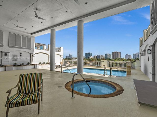 9751 E Bay Harbor Dr 12D, Bay Harbor Islands, FL 33154