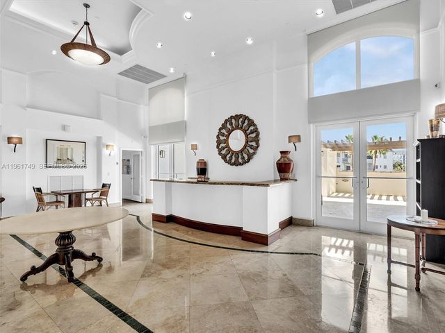 9751 E Bay Harbor Dr 12D, Bay Harbor Islands, FL 33154