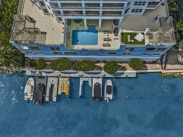 9751 E Bay Harbor Dr 12D, Bay Harbor Islands, FL 33154