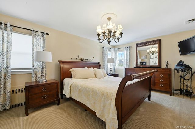 480 S Wood Road, Rockville Centre, NY 11570