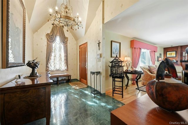 480 S Wood Road, Rockville Centre, NY 11570