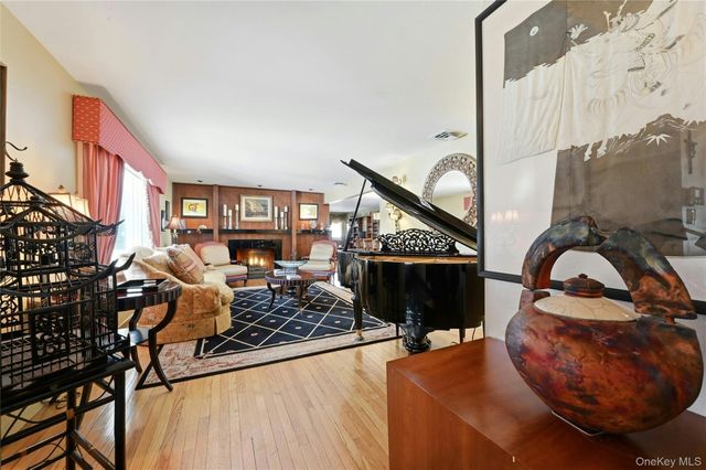 480 S Wood Road, Rockville Centre, NY 11570