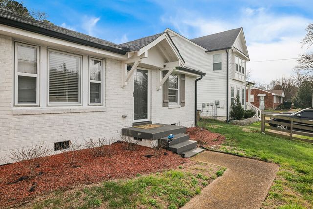 3826 E Ridge Dr, Nashville, TN 37211