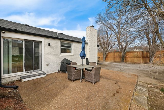 3826 E Ridge Dr, Nashville, TN 37211