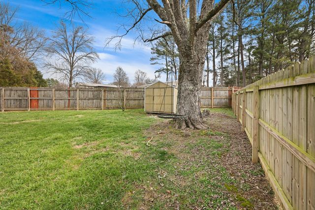 3826 E Ridge Dr, Nashville, TN 37211