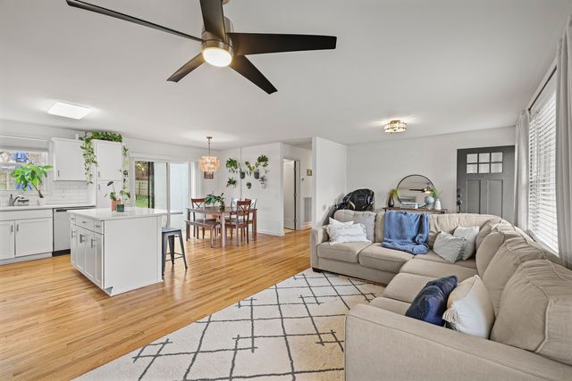 3826 E Ridge Dr, Nashville, TN 37211