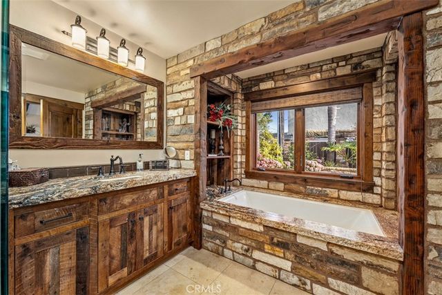 9112 Regatta, Huntington Beach, CA 92646