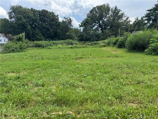 4701 E Truman Road, Kansas City, MO 64127