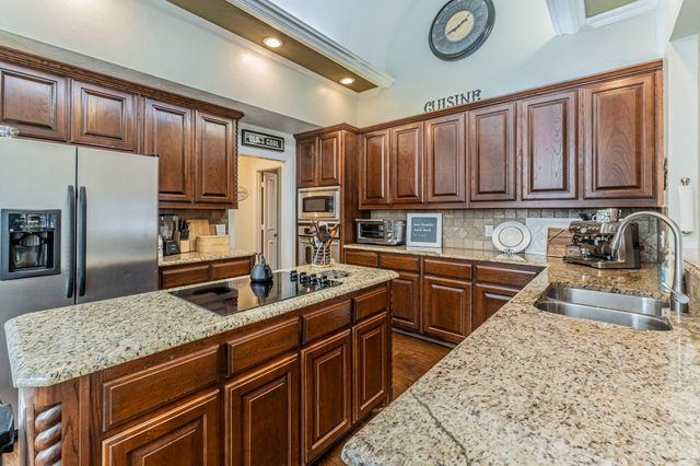 804 Canongate Drive, Flower Mound, TX 75022