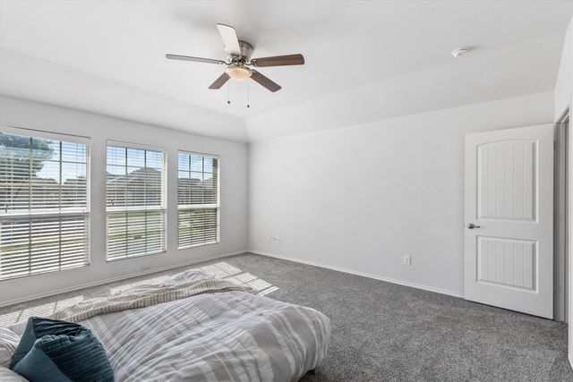 813 Canyon Place, Desoto, TX 75115