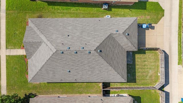 813 Canyon Place, Desoto, TX 75115