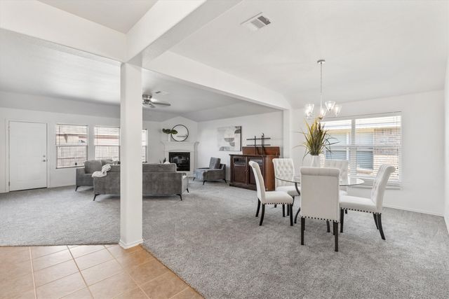 813 Canyon Place, Desoto, TX 75115