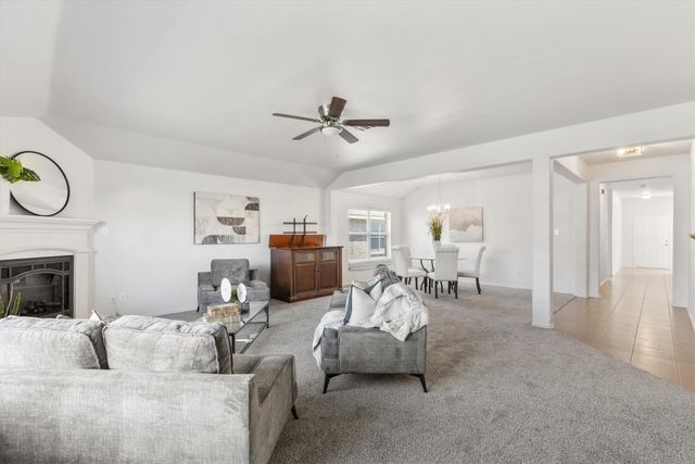 813 Canyon Place, Desoto, TX 75115