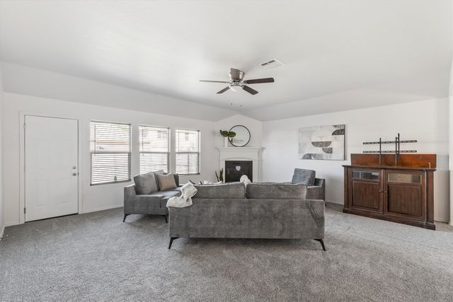 813 Canyon Place, Desoto, TX 75115
