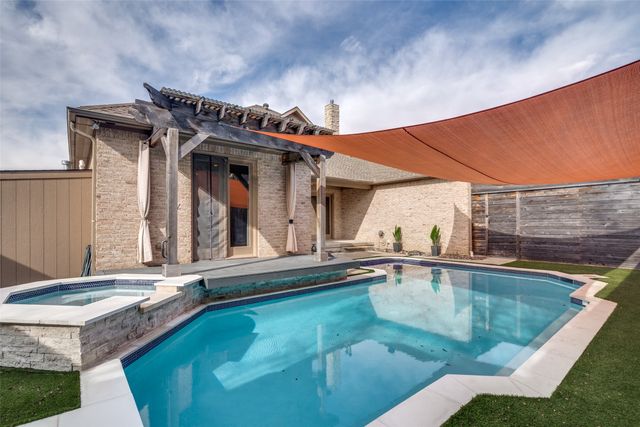 711 Ridgeview Drive, Rockwall, TX 75087