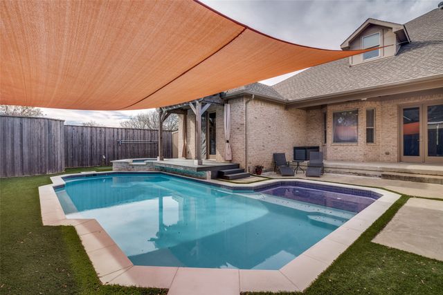 711 Ridgeview Drive, Rockwall, TX 75087