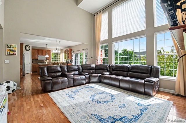 49847 Parkside Drive, Northville, MI 48168