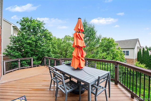 49847 Parkside Drive, Northville, MI 48168