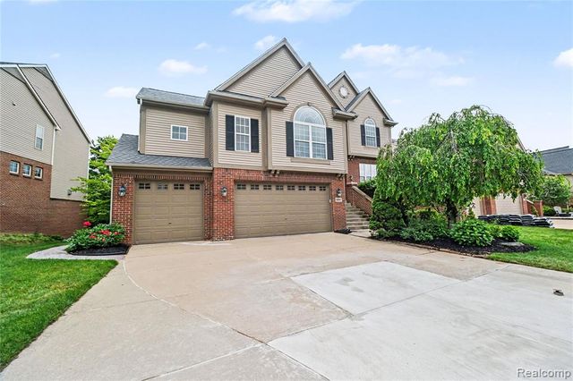 49847 Parkside Drive, Northville, MI 48168