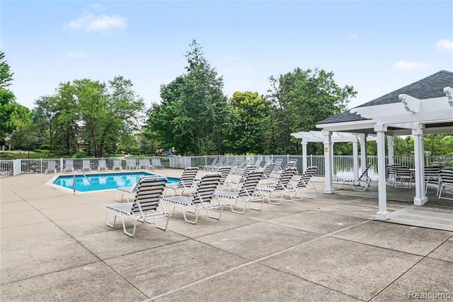 49847 Parkside Drive, Northville, MI 48168