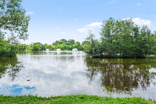 49847 Parkside Drive, Northville, MI 48168
